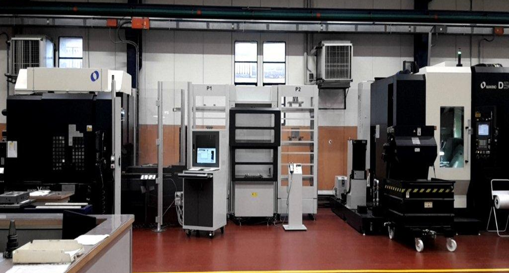 Lavorazione stampi nell'Officina Cospa